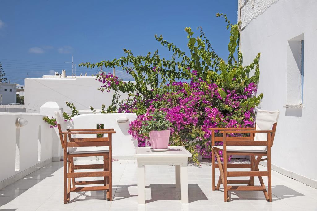 Barbaras Aparthotel Naousa  Room photo